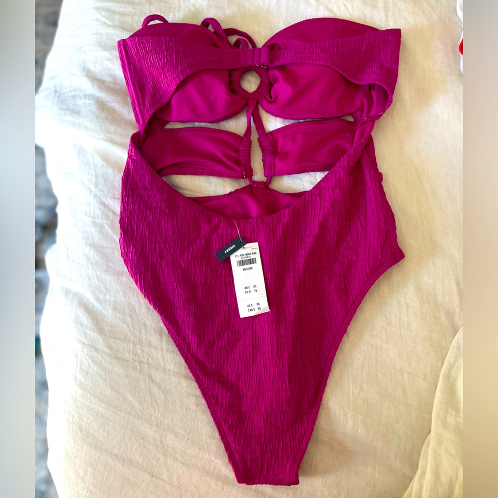 NWT Abercrombie One Piece Swimsuit. Never been worn beautiful & vibrant pink!
